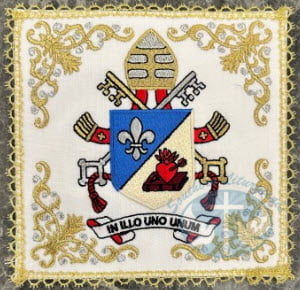 Pope Leo XIV Embroidered Altar Linen Set