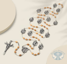 Stations of the Cross Chaplet wtih QR Code