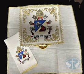 Pope Leo XIV Embroidered Altar Linen Set