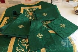 Roman Vestment Set Roman Fiddleback Vestments - Green